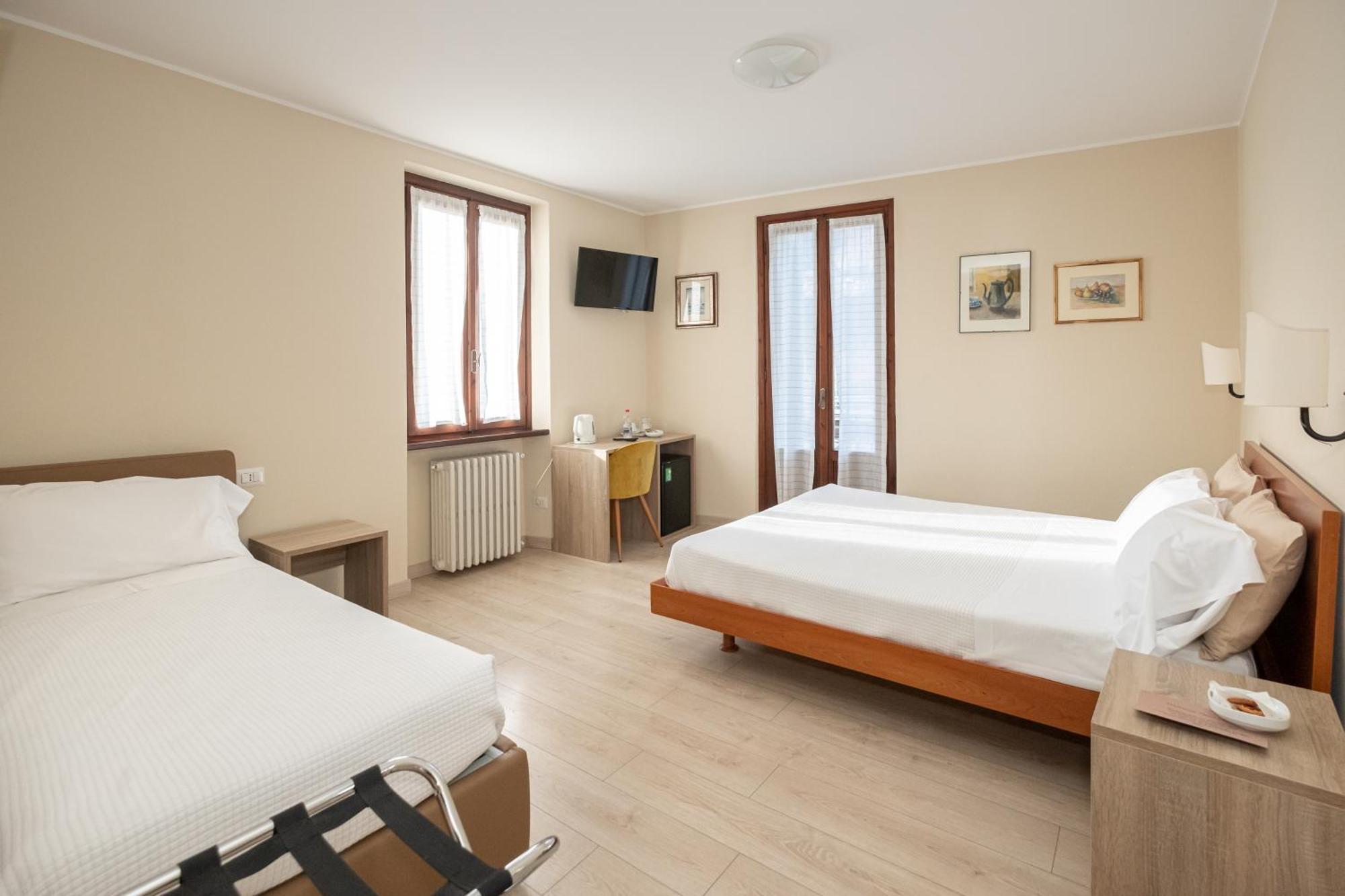 Il Grifo Bed & Breakfast Lenno Exterior photo