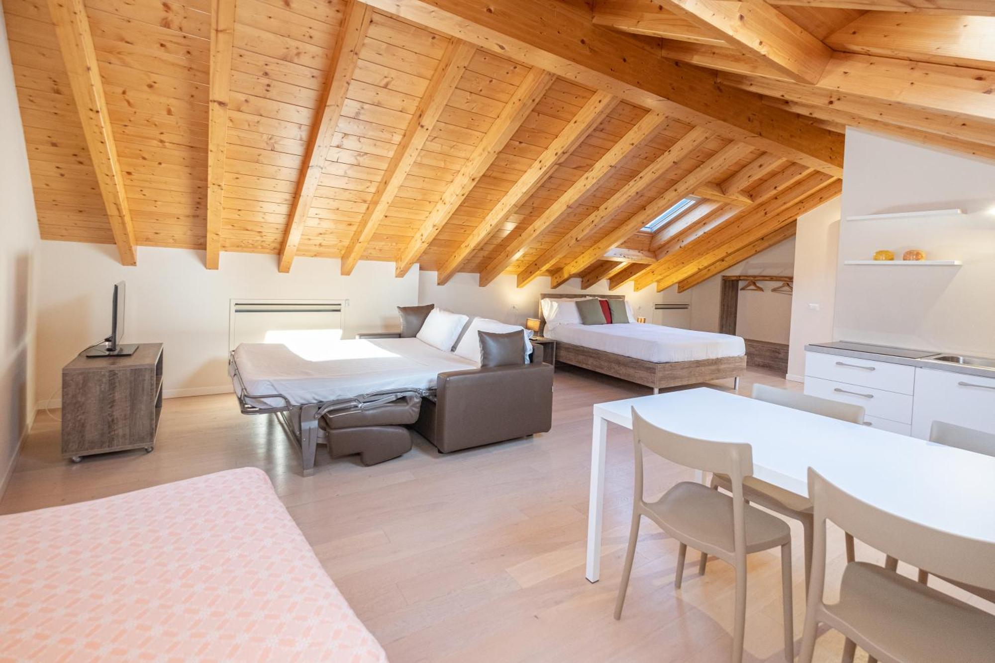 Il Grifo Bed & Breakfast Lenno Exterior photo